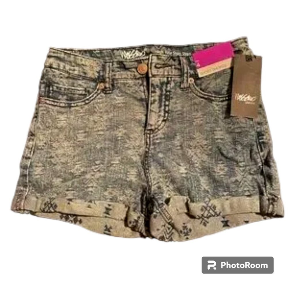 Mossimo NWT denim‎ high rise Mom Jean short shorts size 4/ 27